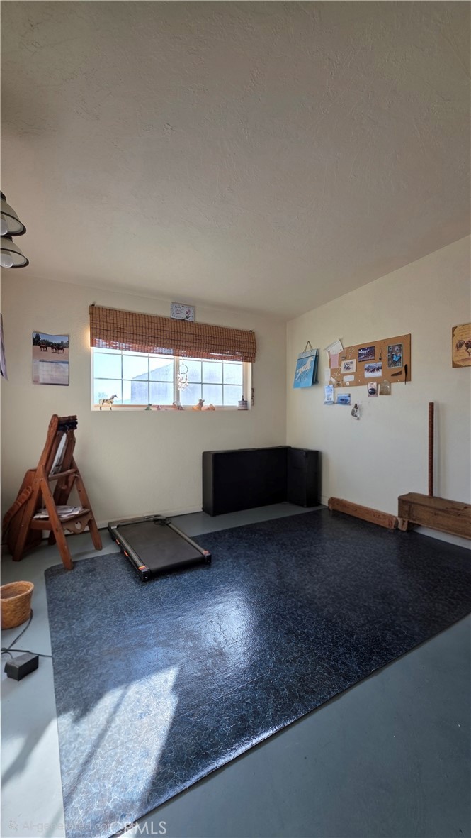 47527 Silver Valley Road Newberry Springs, CA 92365 - Photo 24 of 70 Bedroom 3