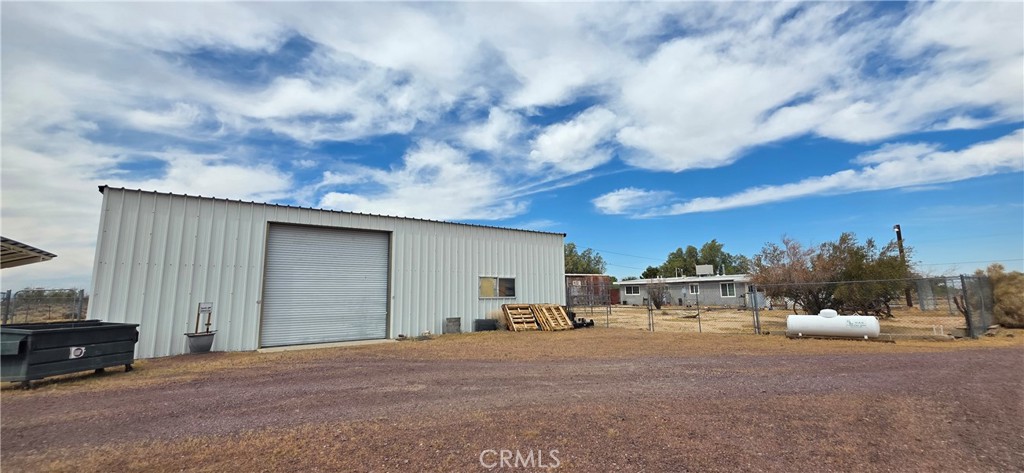 47527 Silver Valley Road Newberry Springs, CA 92365 - Photo 7 of 70