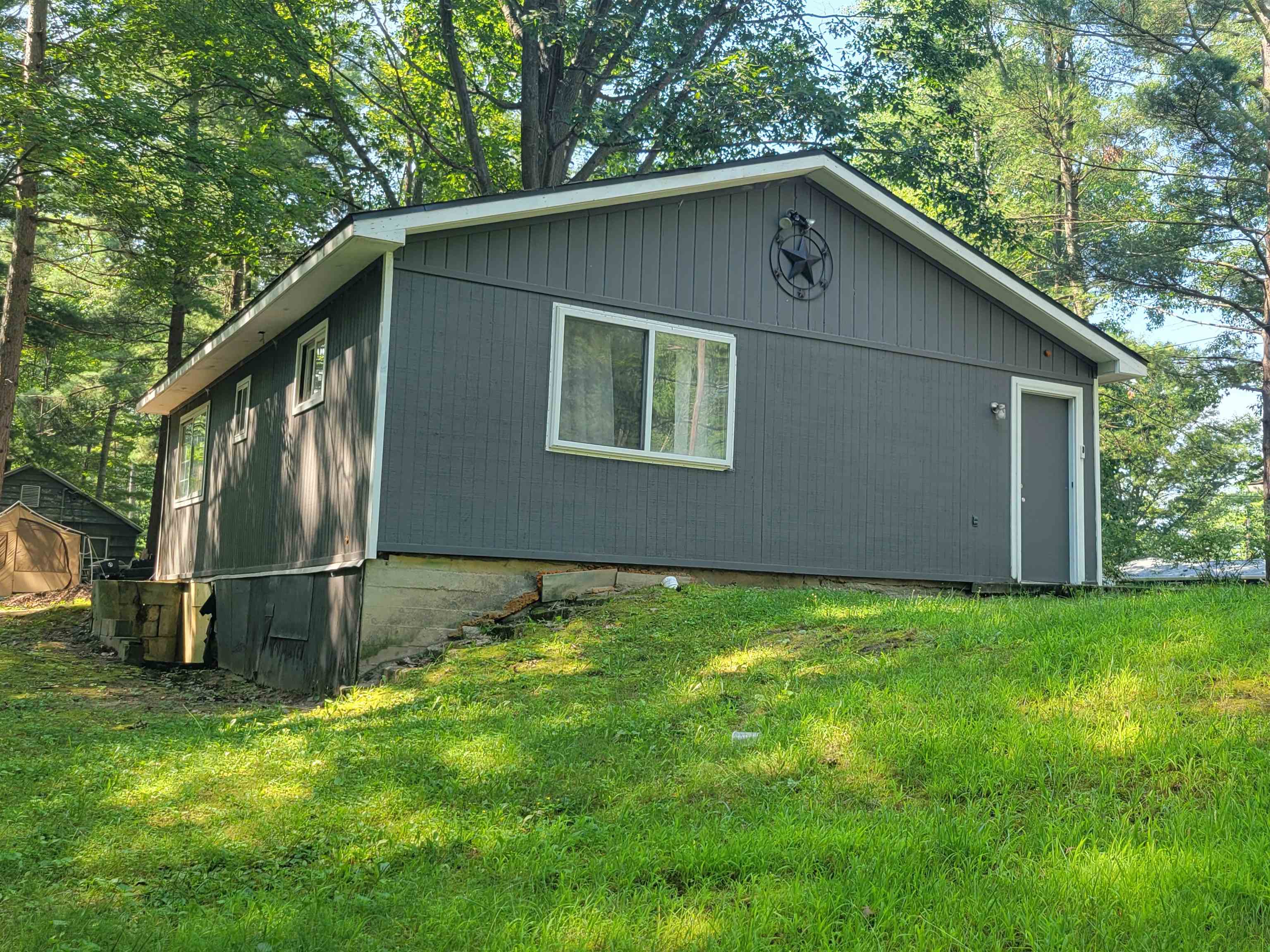 4233 Gilding Road Beaverton, MI 48612 - Photo 1 of 21