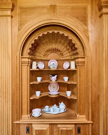 a close view of door