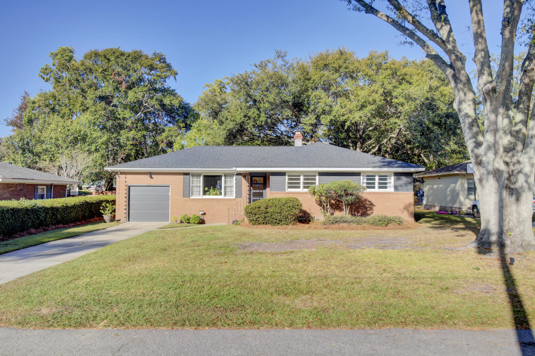 1715 Sharon Avenue Charleston, SC 29407 - Photo 1 of 35 2