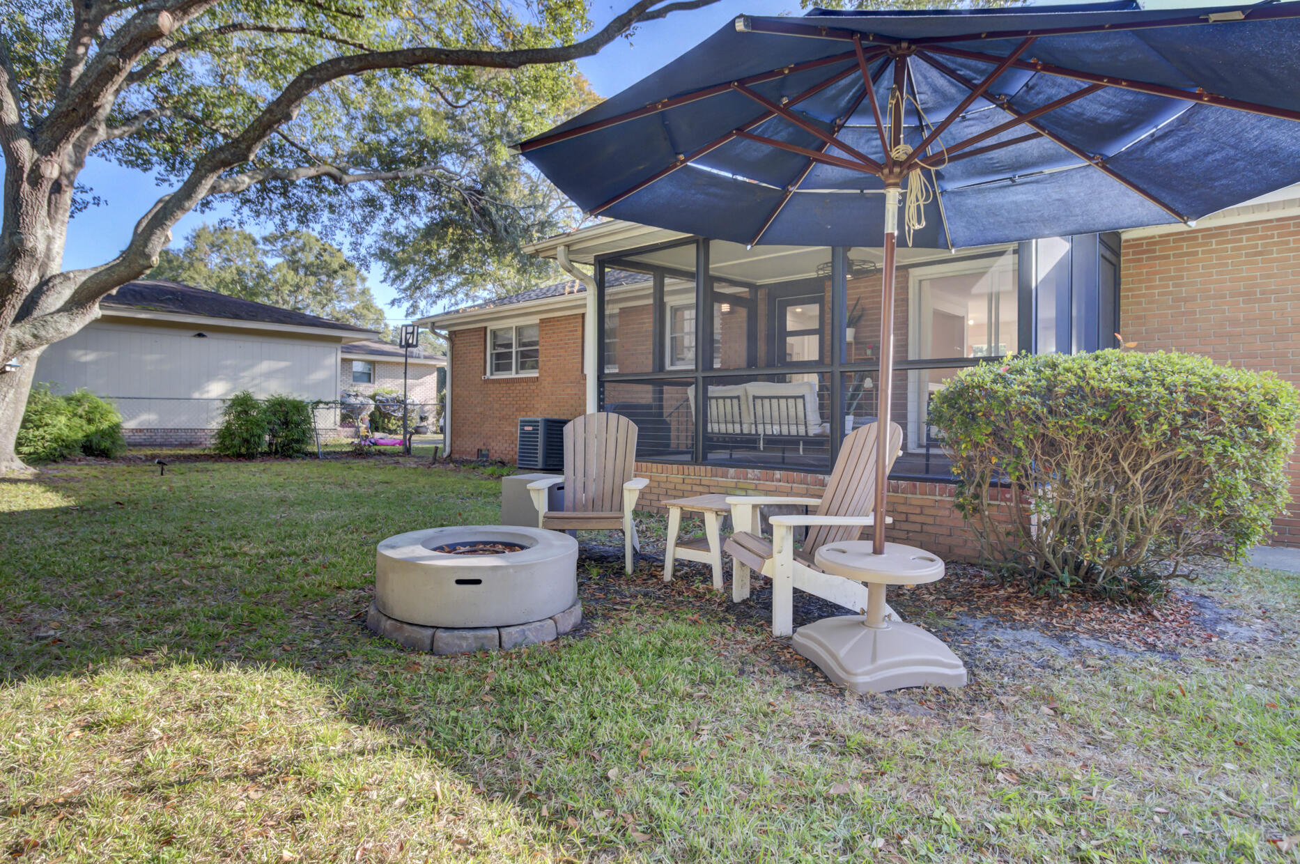1715 Sharon Avenue Charleston, SC 29407 - Photo 31 of 35 32