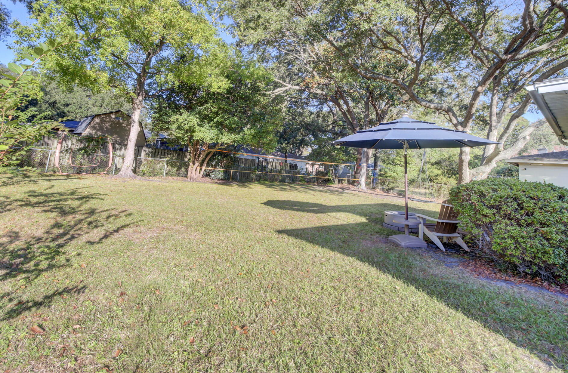 1715 Sharon Avenue Charleston, SC 29407 - Photo 32 of 35 33