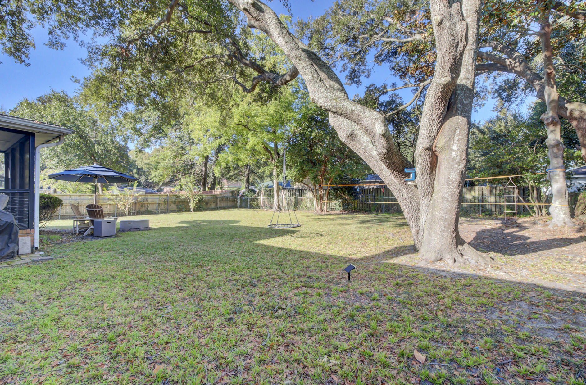 1715 Sharon Avenue Charleston, SC 29407 - Photo 35 of 35 36