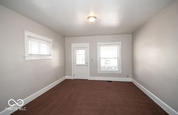 $1,399 | 1541 East Ohio Street, Indianapolis, IN 46201