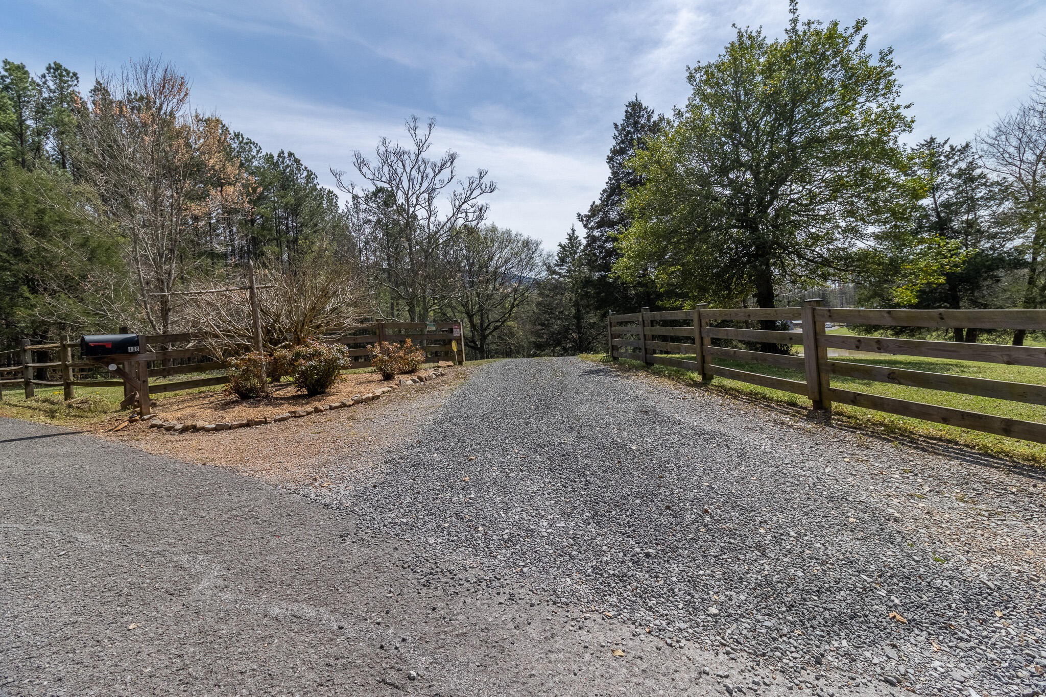 188 Johnny Lewis Road Dunlap, TN 37327 - Photo 2 of 83 Gallery Image 2