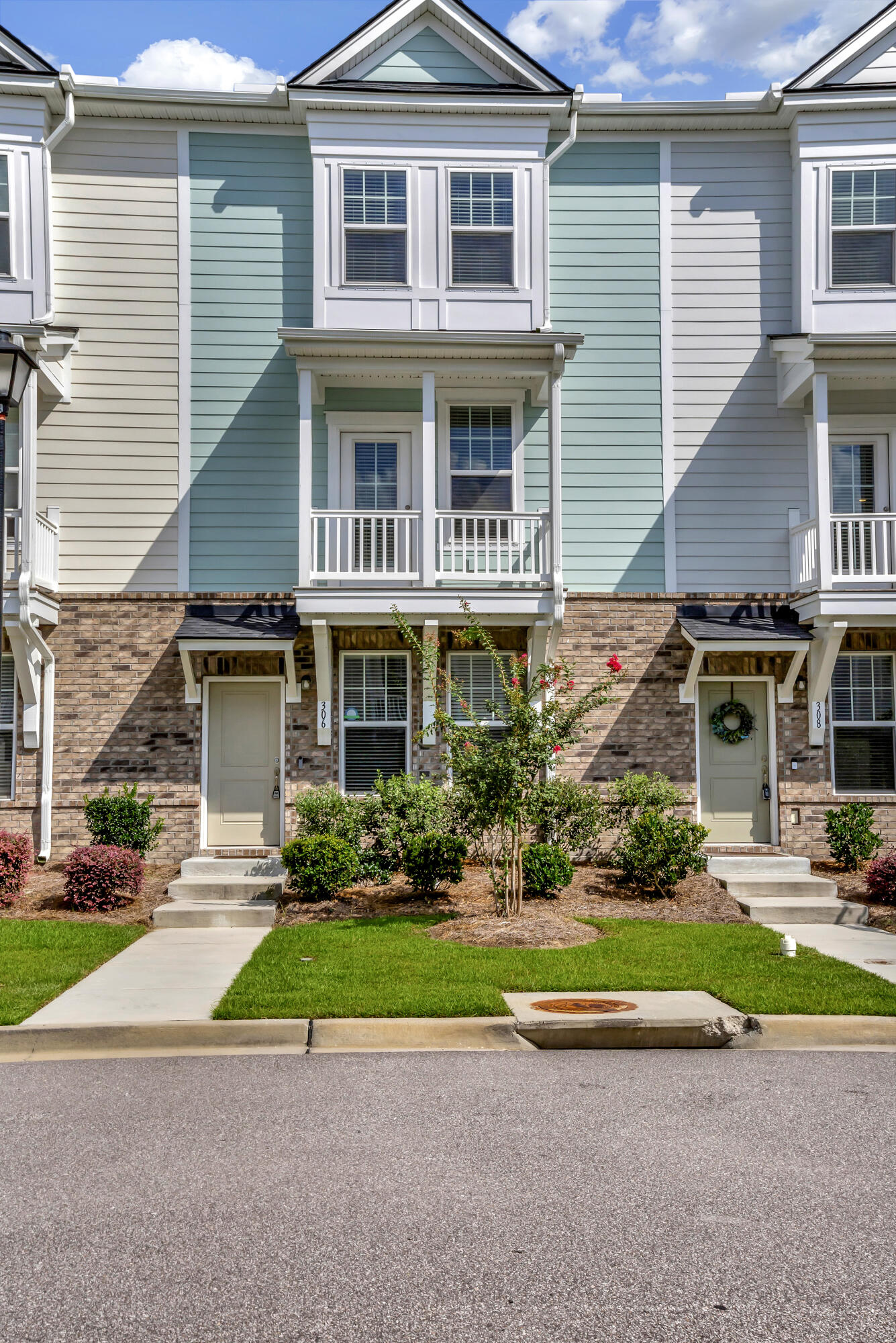 306 Pathfinder Way Charleston, SC 29492 - Photo 1 of 32