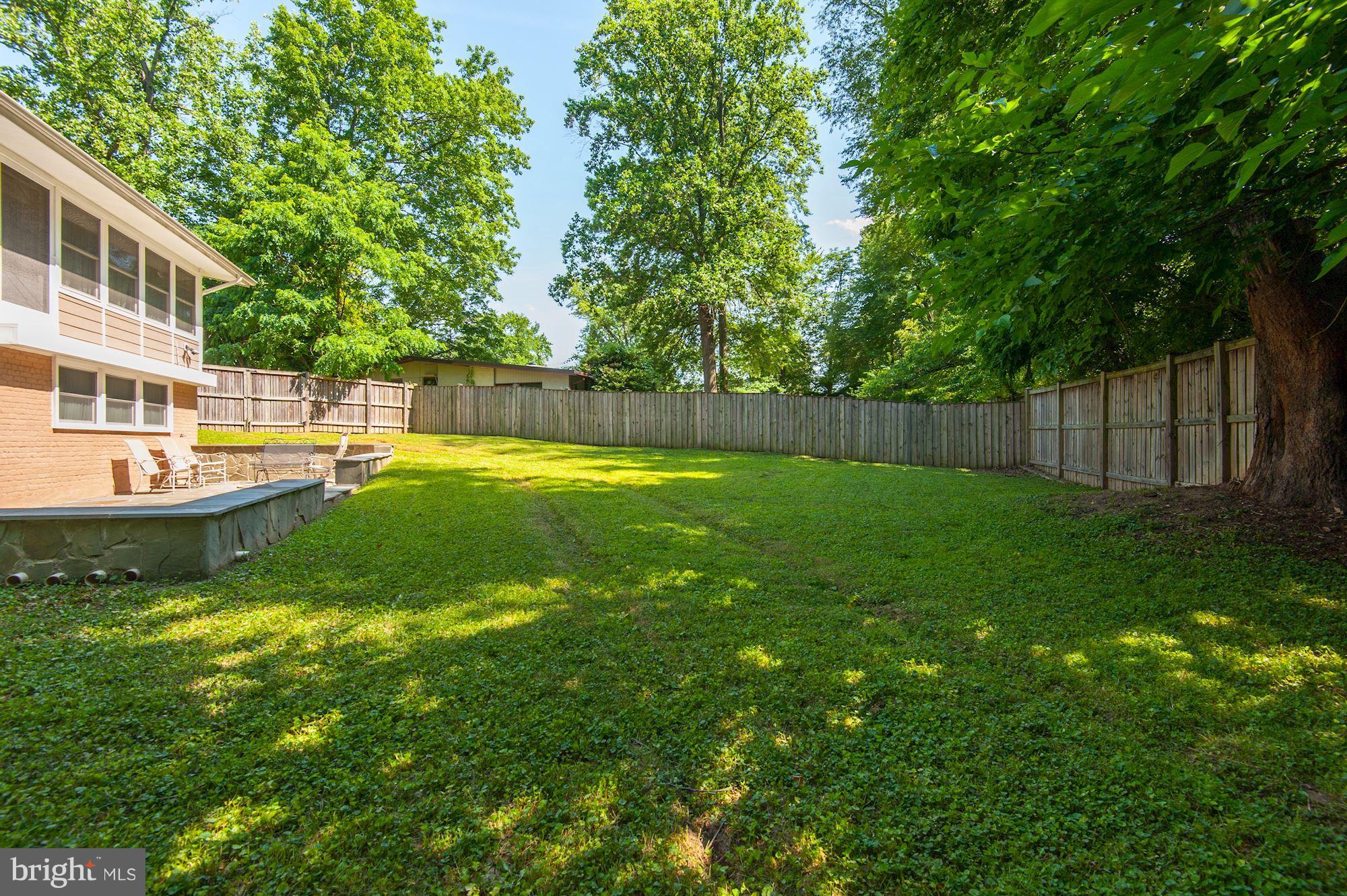 2902 Pine Spring Road Falls Church, VA 22042 - Photo 29 of 30 Exterior (Rear)