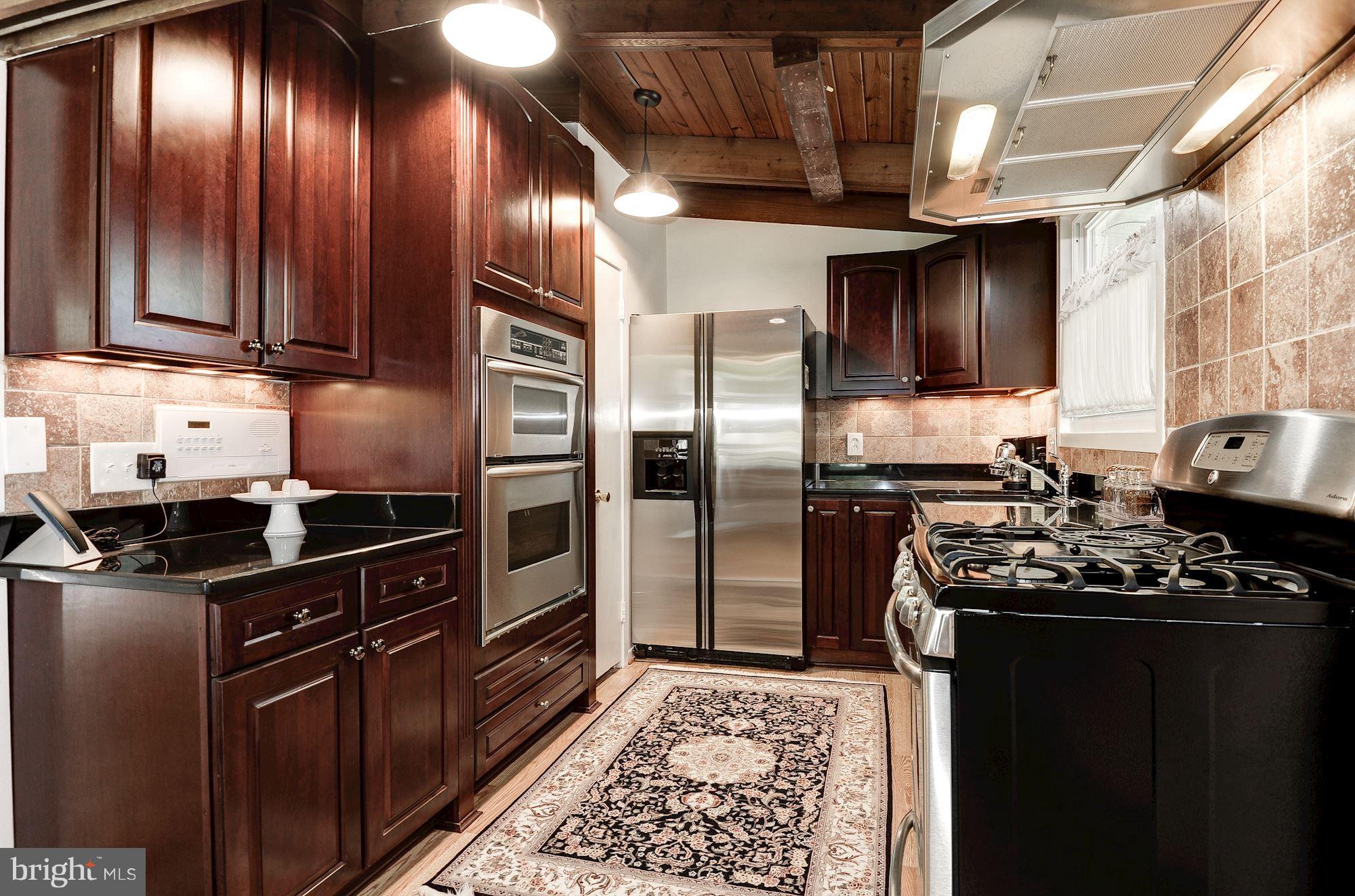 2902 Pine Spring Road Falls Church, VA 22042 - Photo 5 of 30 Kitchen