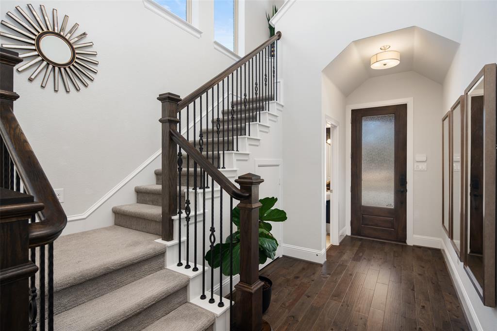 6200 Exeter Avenue McKinney, TX 75070 - Photo 3 of 35