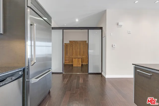 $780,000 | 801 South Grand Avenue, Unit 2202, Los Angeles, CA 90017