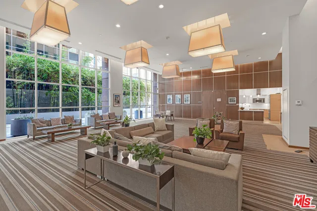 $780,000 | 801 South Grand Avenue, Unit 2202, Los Angeles, CA 90017