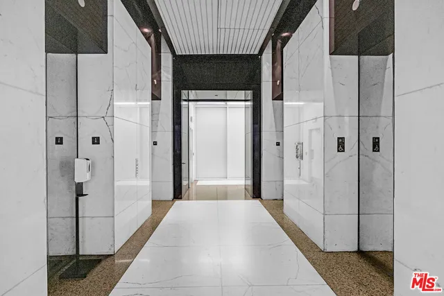 $780,000 | 801 South Grand Avenue, Unit 2202, Los Angeles, CA 90017