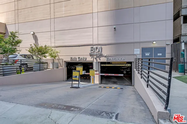 $780,000 | 801 South Grand Avenue, Unit 2202, Los Angeles, CA 90017