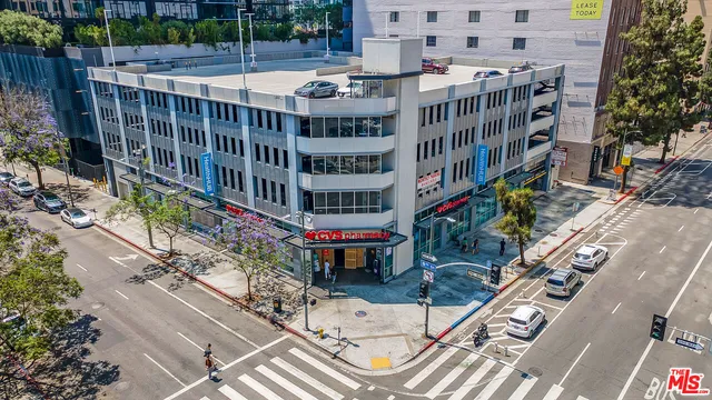$780,000 | 801 South Grand Avenue, Unit 2202, Los Angeles, CA 90017