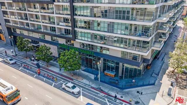 $780,000 | 801 South Grand Avenue, Unit 2202, Los Angeles, CA 90017