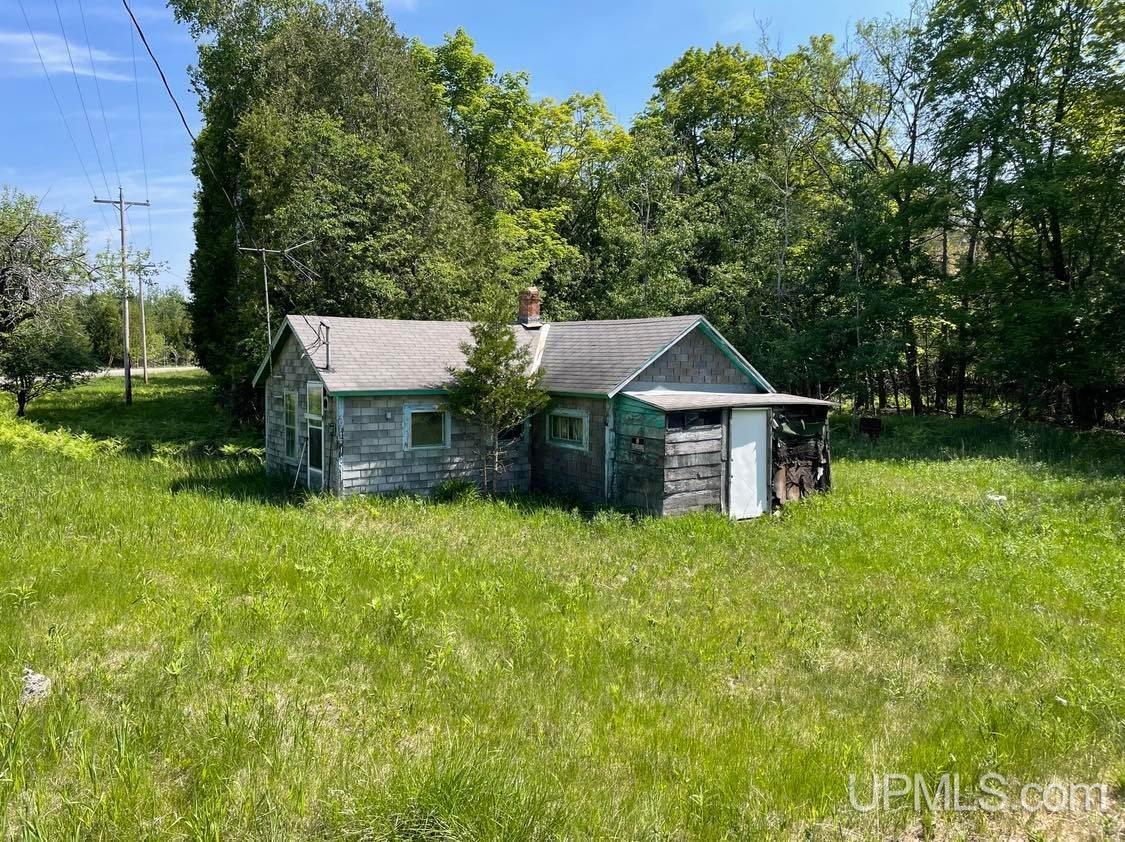 1588 S Little Harbor Road Manistique, MI 49854 - Photo 4 of 6
