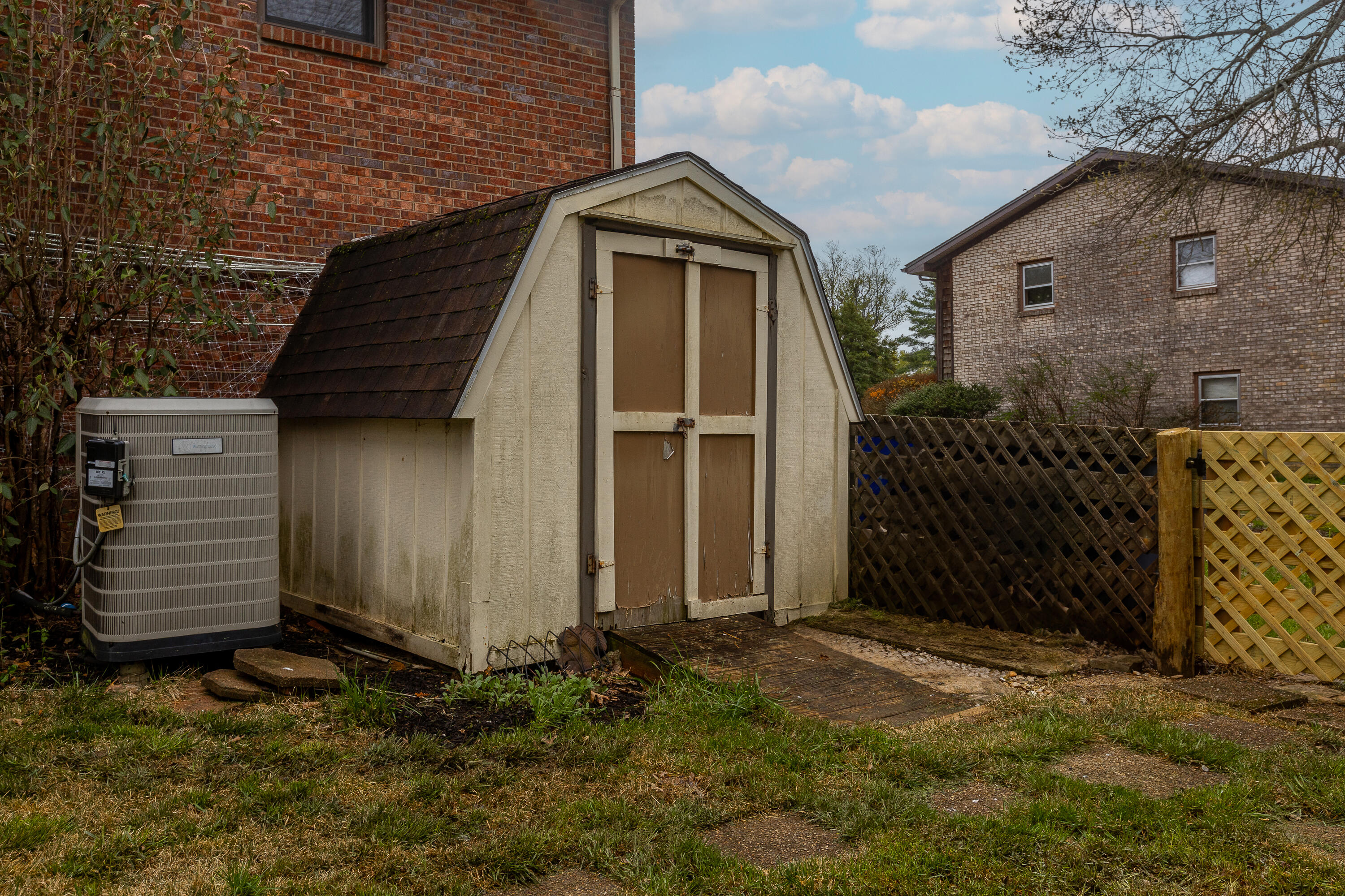 3178 Greenbo Road Lexington, KY 40515 - Photo 33 of 35 C-6