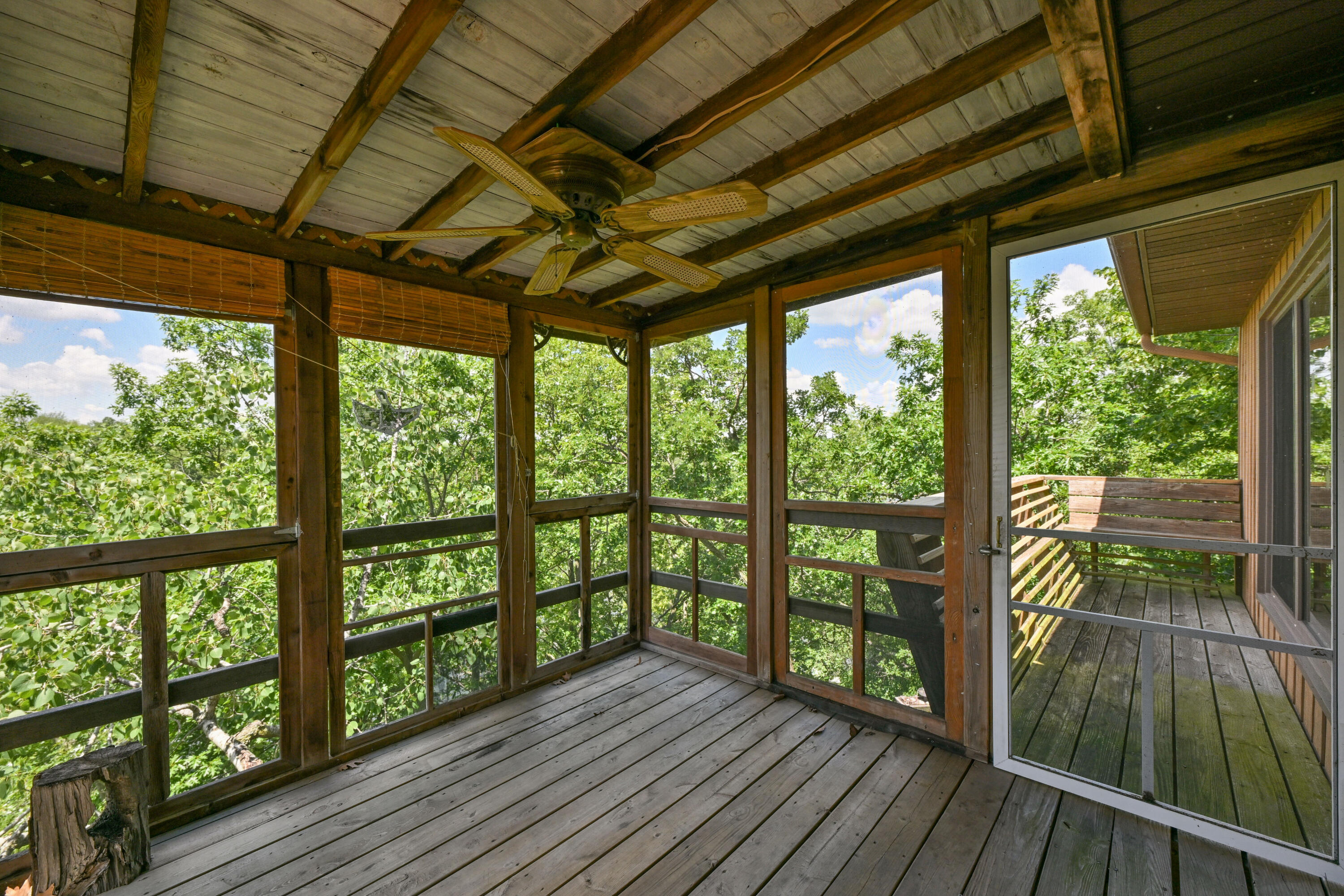N7693 Ridge Road Whitewater, WI 53190 - Photo 15 of 42 Screened porch