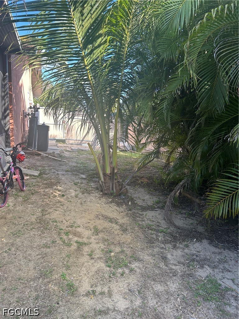 2049 50th Street Southwest Naples, FL 34116 - Photo 7 of 11