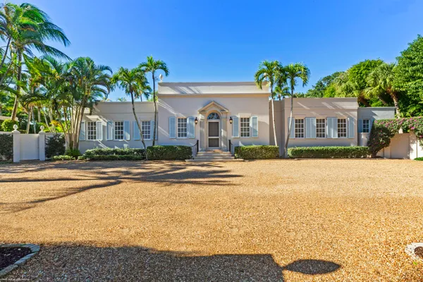 a front view of house with yard