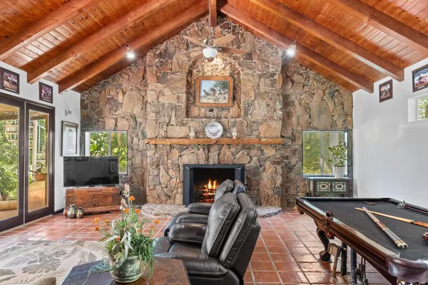 $1,075,000 | 32933 Success Valley Drive, Porterville, CA 93257