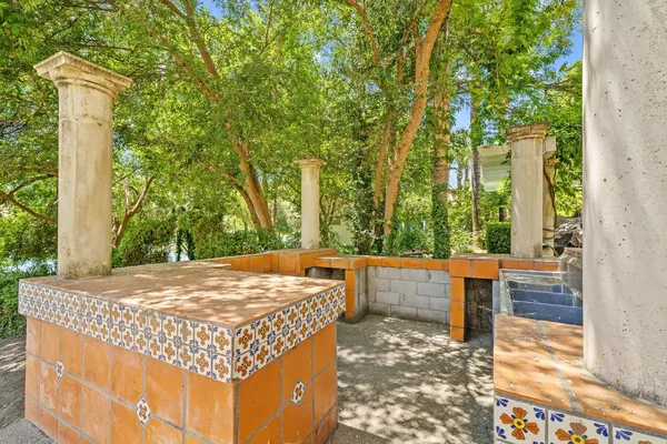 $1,075,000 | 32933 Success Valley Drive, Porterville, CA 93257