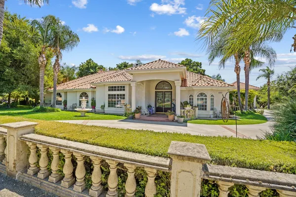 $1,075,000 | 32933 Success Valley Drive, Porterville, CA 93257