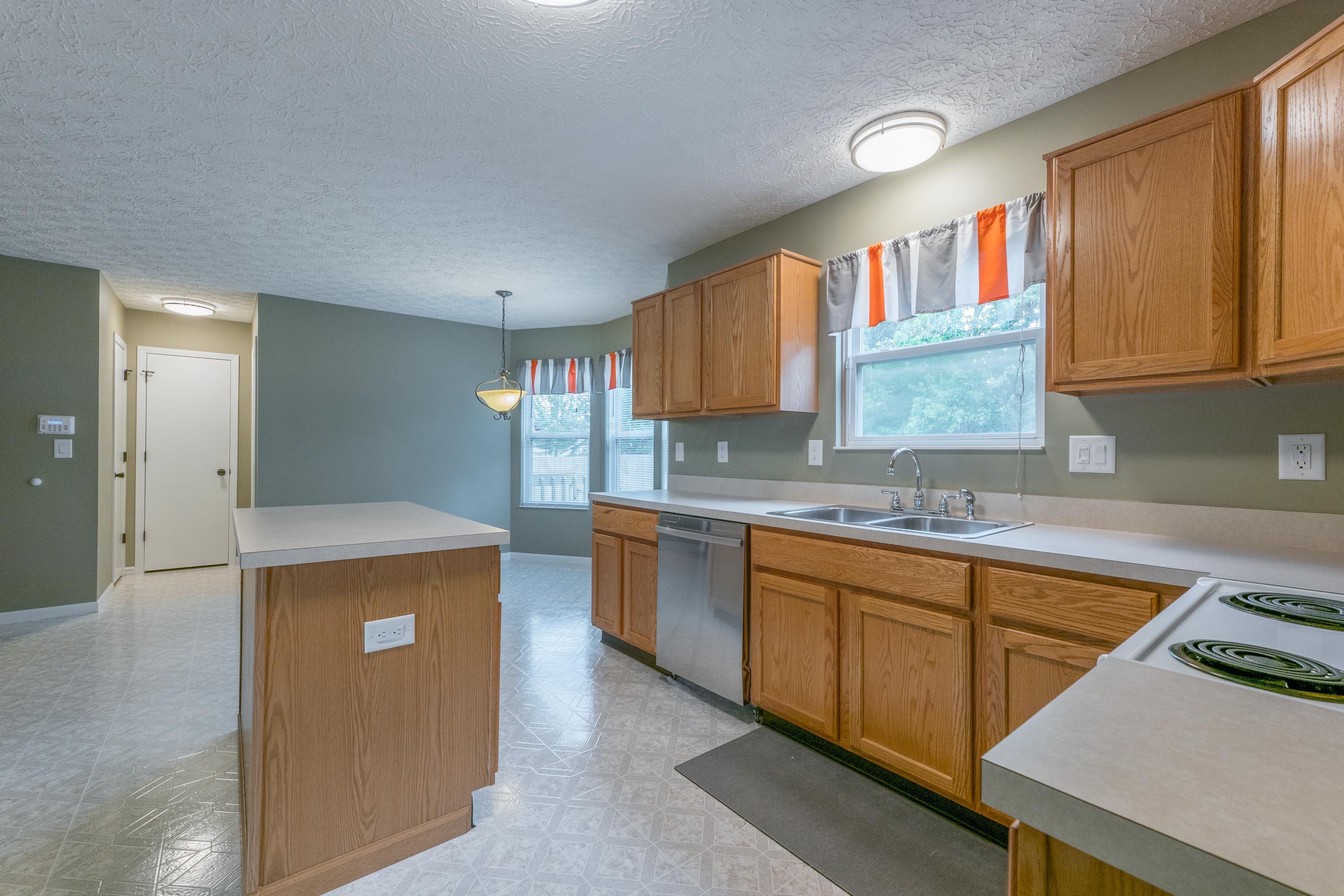 5819 Rothrock Court Galloway, OH 43119 - Photo 12 of 45 Gallery Image 12