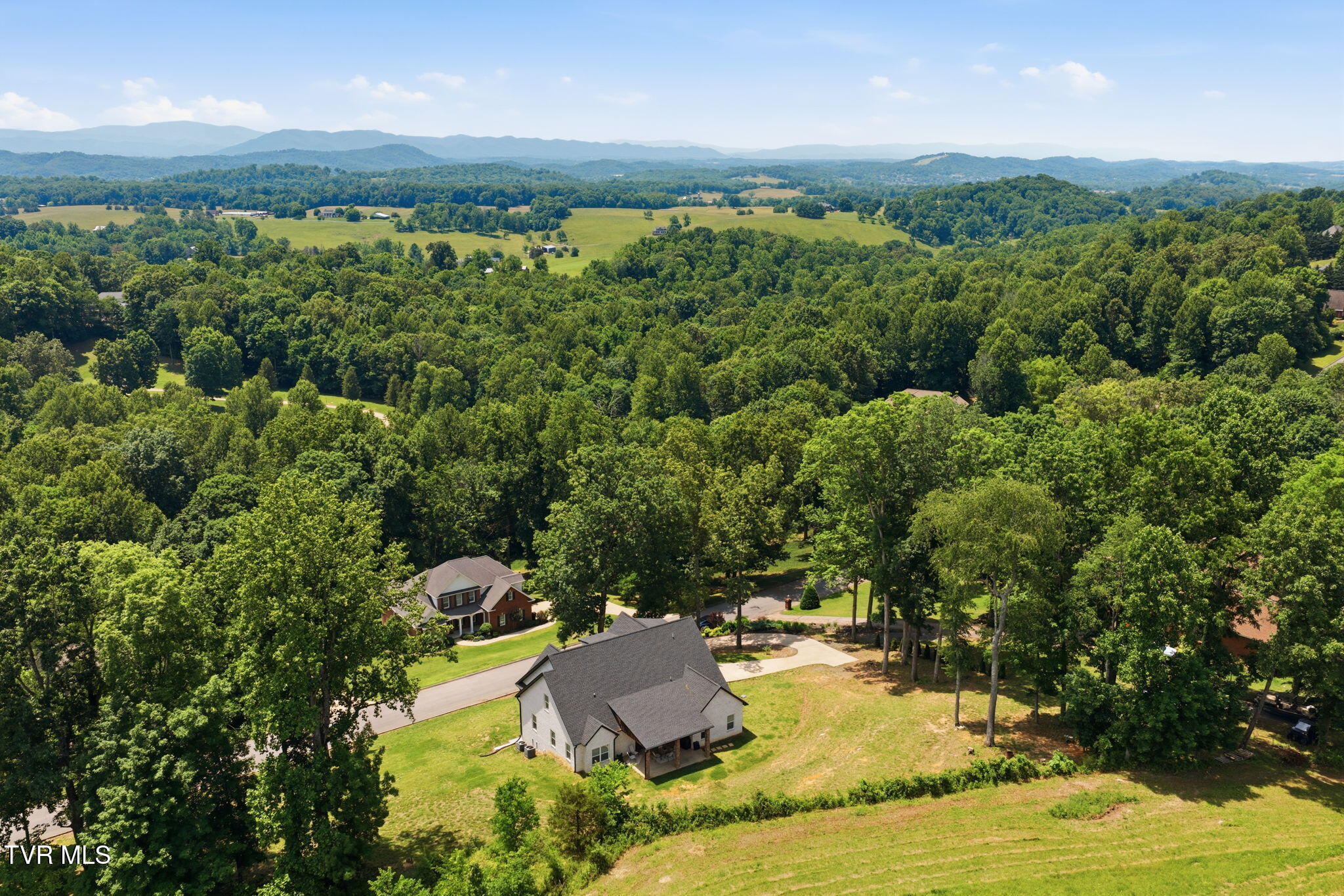 127 Allison Timbers Road Piney Flats, TN 37686 - Photo 43 of 49 41-web-or-mls-008_DJI_20260529123414_046