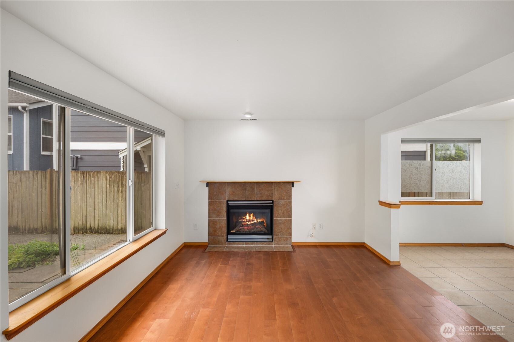 8823 Delridge Way Southwest, Unit B Seattle, WA 98106 - Photo 5 of 32