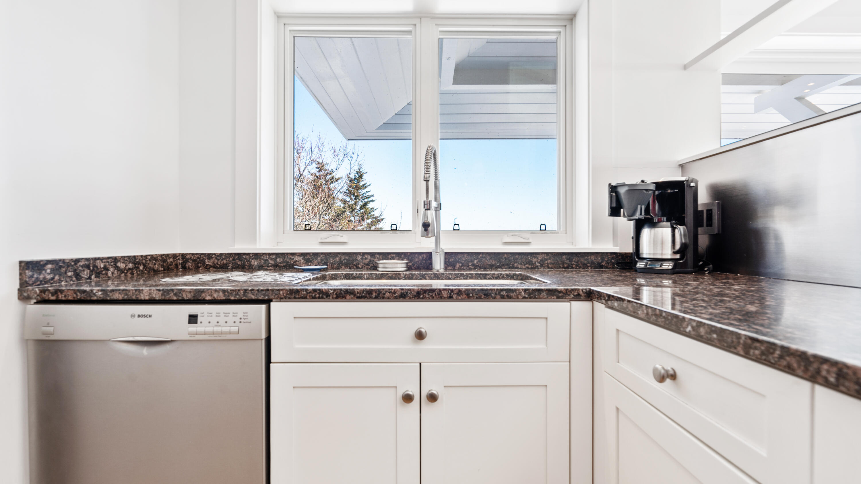 27 Cliff Road New Harbor, ME 04554 - Photo 29 of 69 DSC03790