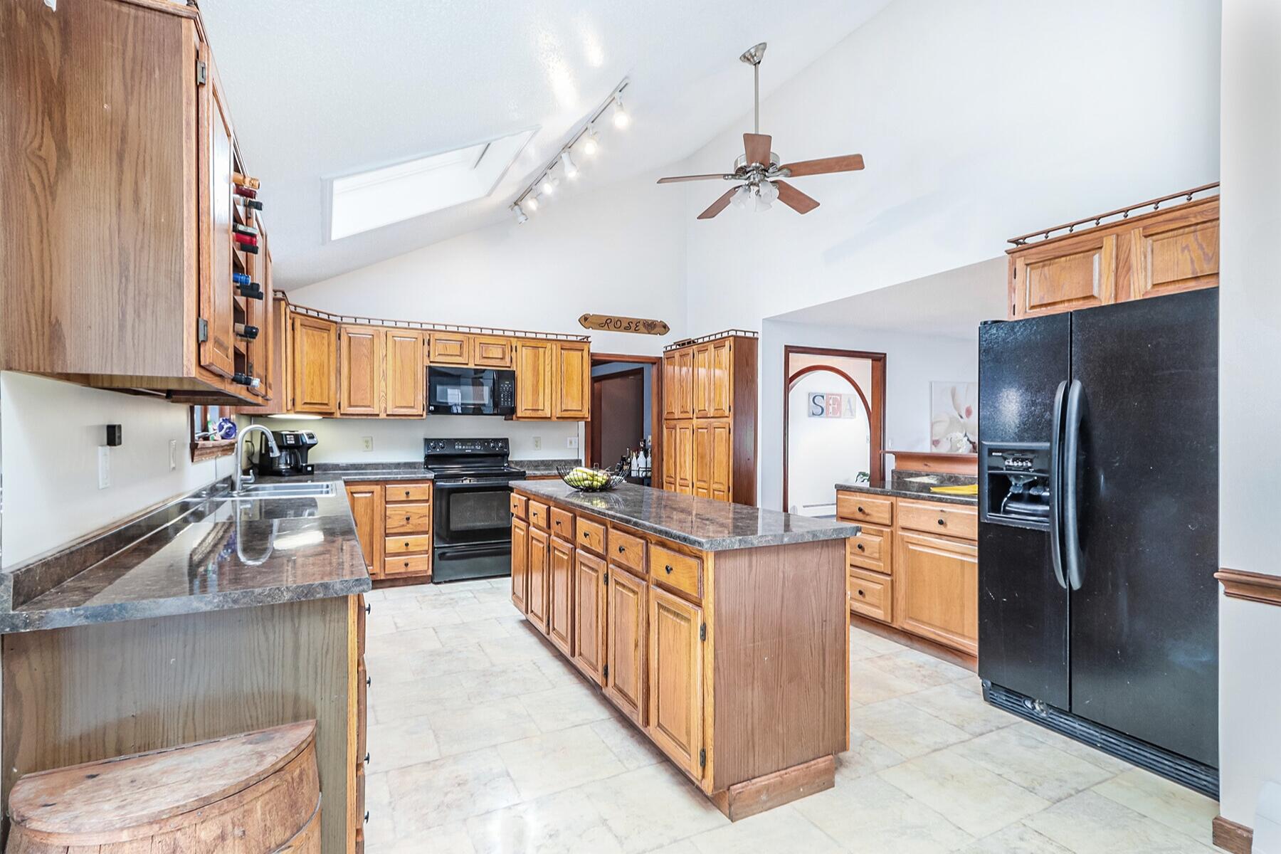 216 James Otis Road Centerville, MA 02632 - Photo 15 of 62 216 James Otis CEN (1001)_15