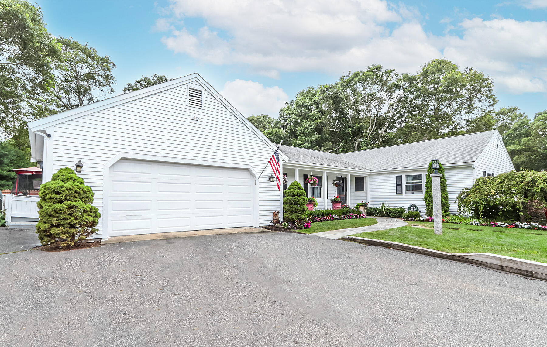 216 James Otis Road Centerville, MA 02632 - Photo 2 of 62 216 James Otis CEN (1001)_2