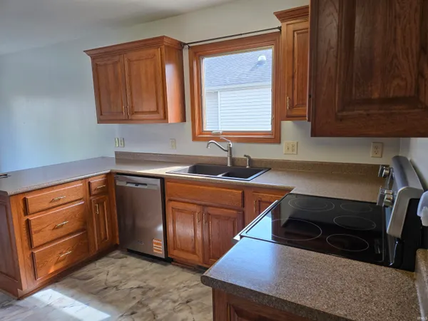 $234,900 | 3588 Westport Drive, New Haven, IN 46774