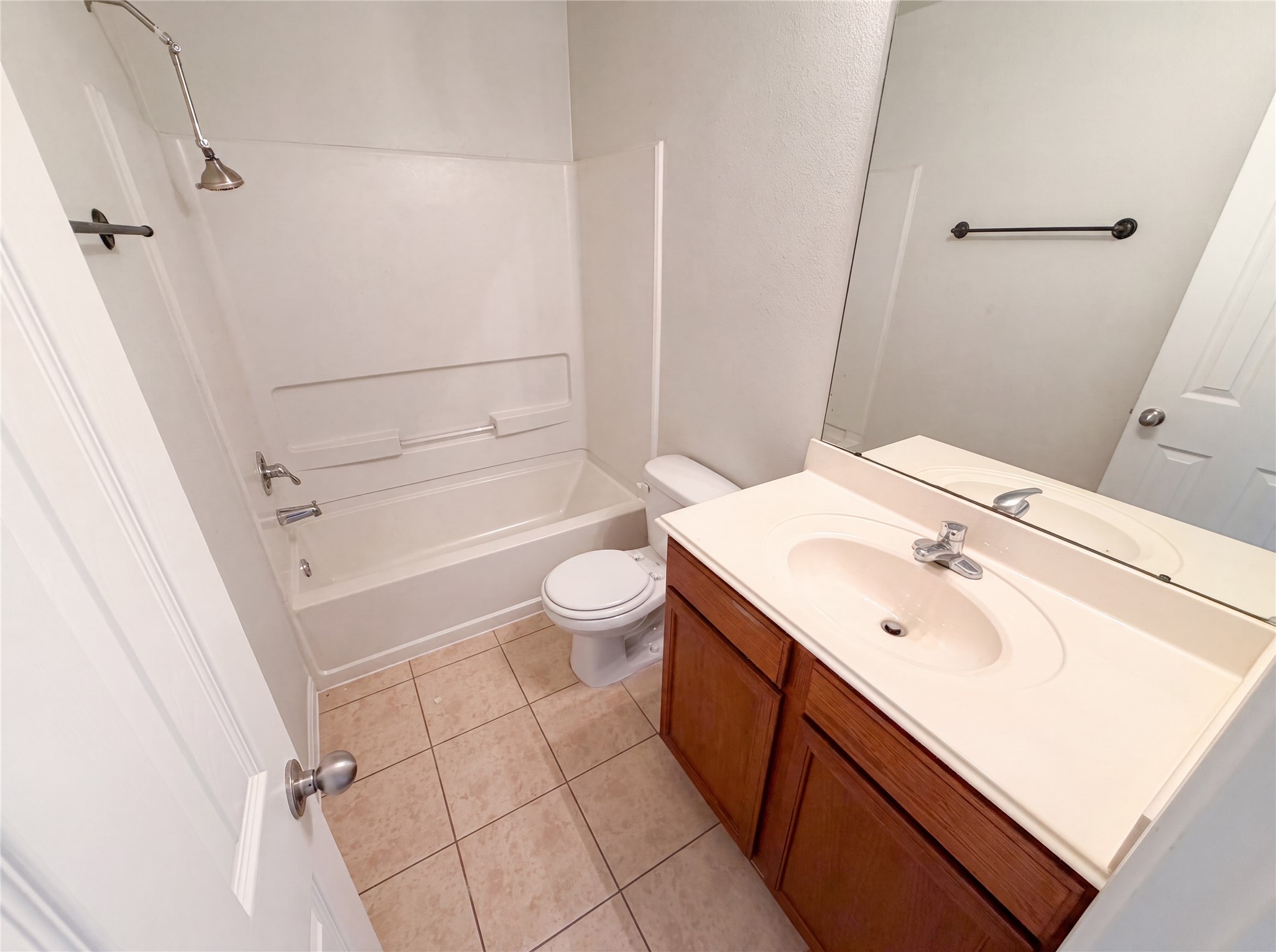 907 Amaryllis Road Baytown, TX 77521 - Photo 11 of 18 Gallery Image 11