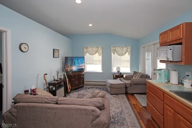 $535,000 | 9 Greentree Road, Blairstown, NJ 07832