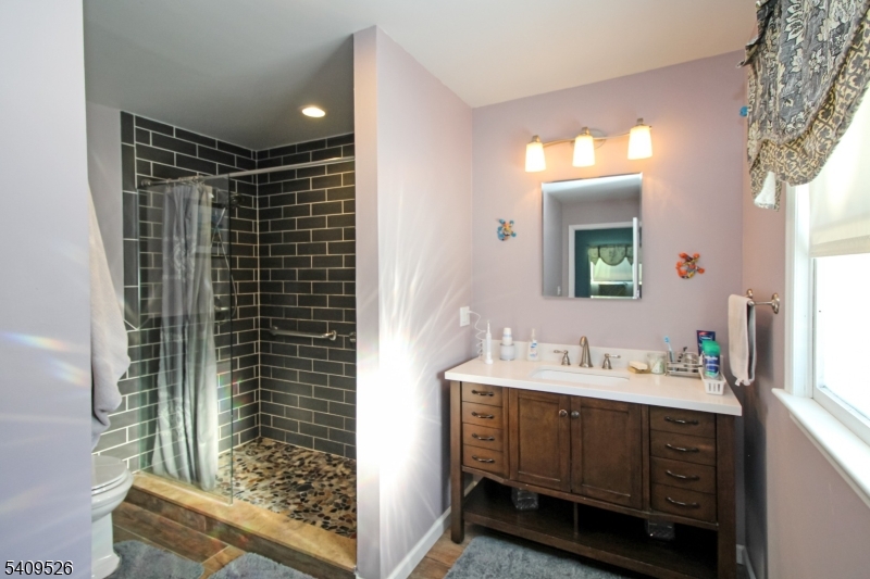 9 Greentree Road Blairstown, NJ 07832 - Photo 14 of 23