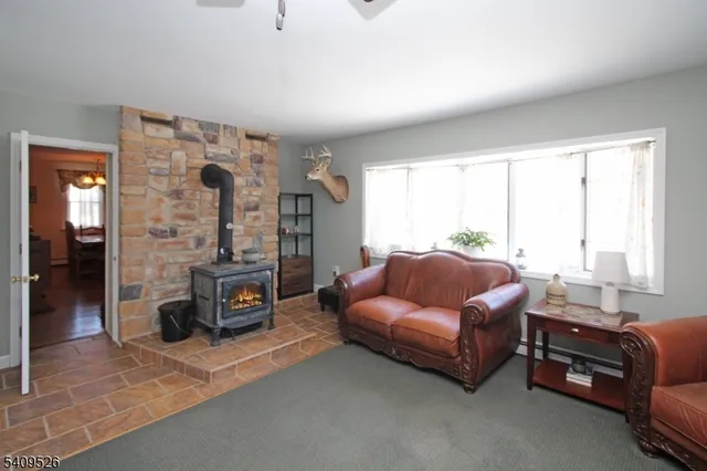 $535,000 | 9 Greentree Road, Blairstown, NJ 07832