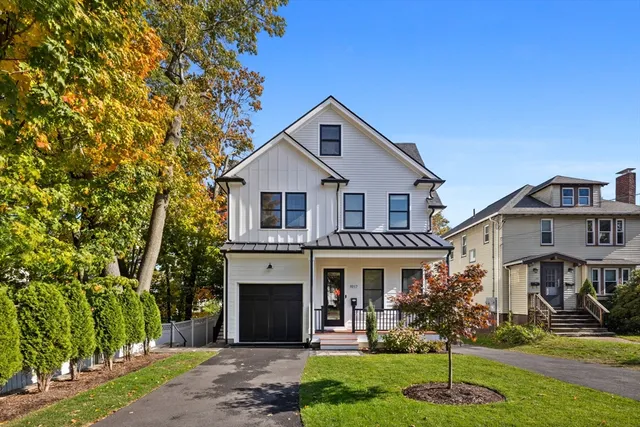 $1,799,000 | 1917 Commonwealth Avenue, Unit 1917, Newton, MA 02466