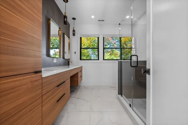 $1,799,000 | 1917 Commonwealth Avenue, Unit 1917, Newton, MA 02466