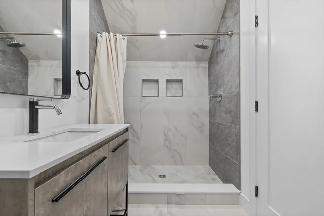 $1,799,000 | 1917 Commonwealth Avenue, Unit 1917, Newton, MA 02466