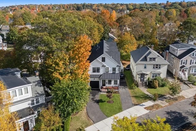 $1,799,000 | 1917 Commonwealth Avenue, Unit 1917, Newton, MA 02466