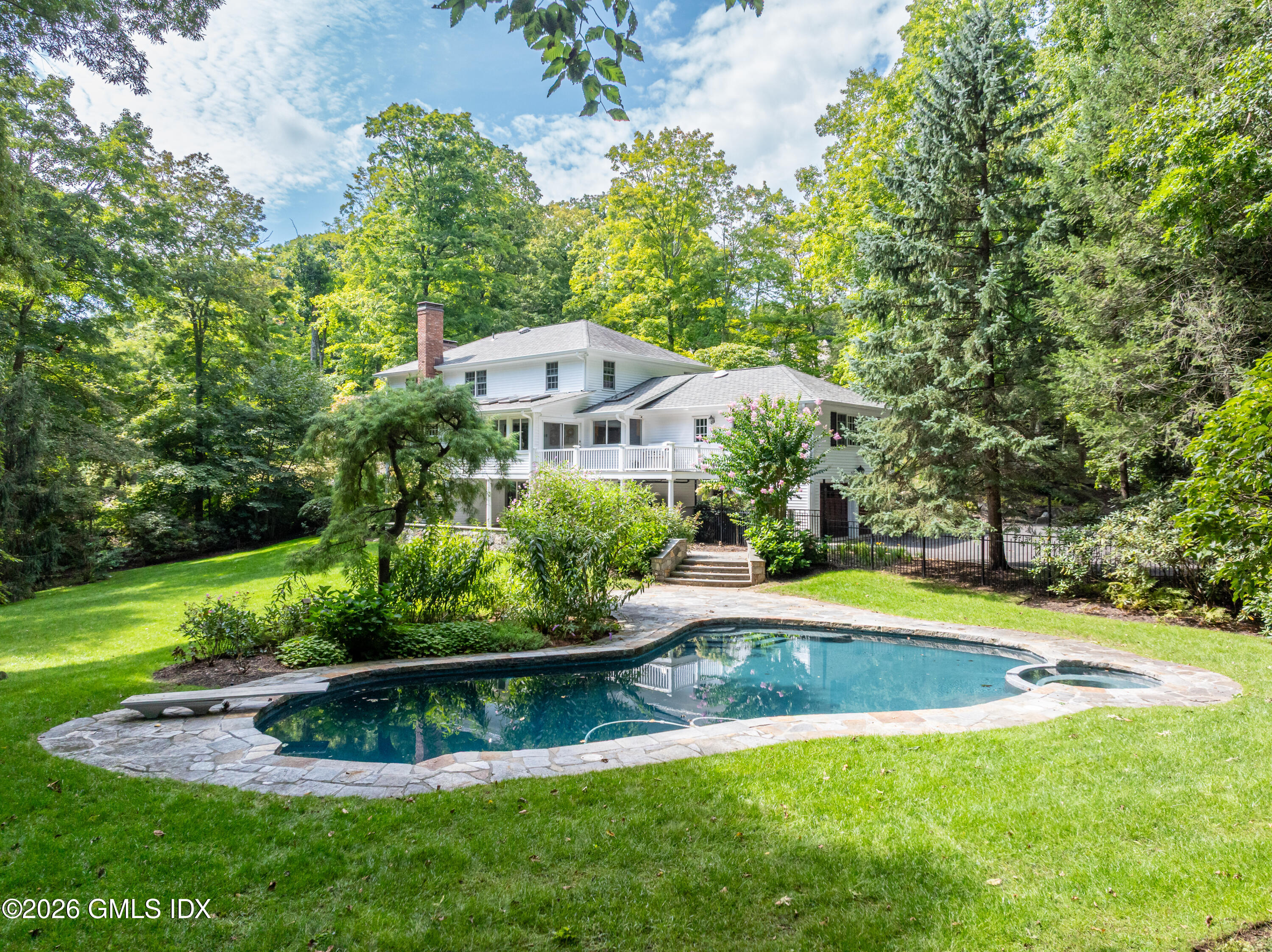 108 Perkins Road Greenwich, CT 06830 - Photo 41 of 42 66-66_HudsonCP_108Perkins