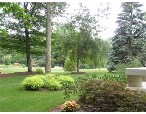 381 Weaver Hill Road Coventry, RI 02816 - Photo 9 of 24 Yard/Garden.