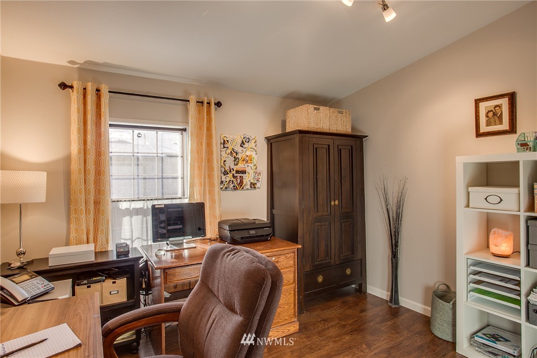 1622 Meadow Ridge Drive Wenatchee, WA 98801 - Photo 12 of 20 Gallery Image 12