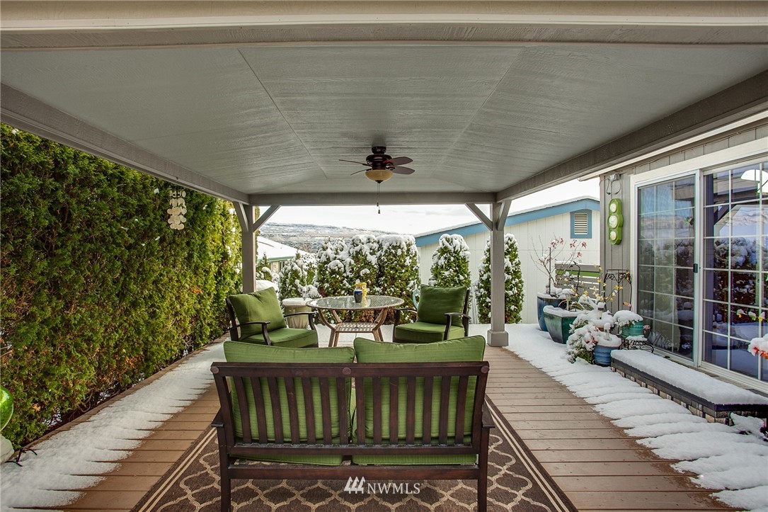 1622 Meadow Ridge Drive Wenatchee, WA 98801 - Photo 3 of 20 Gallery Image 3