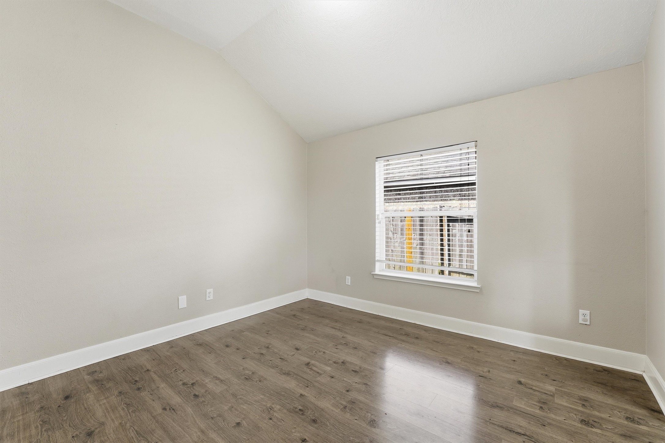 3015 Peerless Pass Court Spring, TX 77373 - Photo 3 of 17