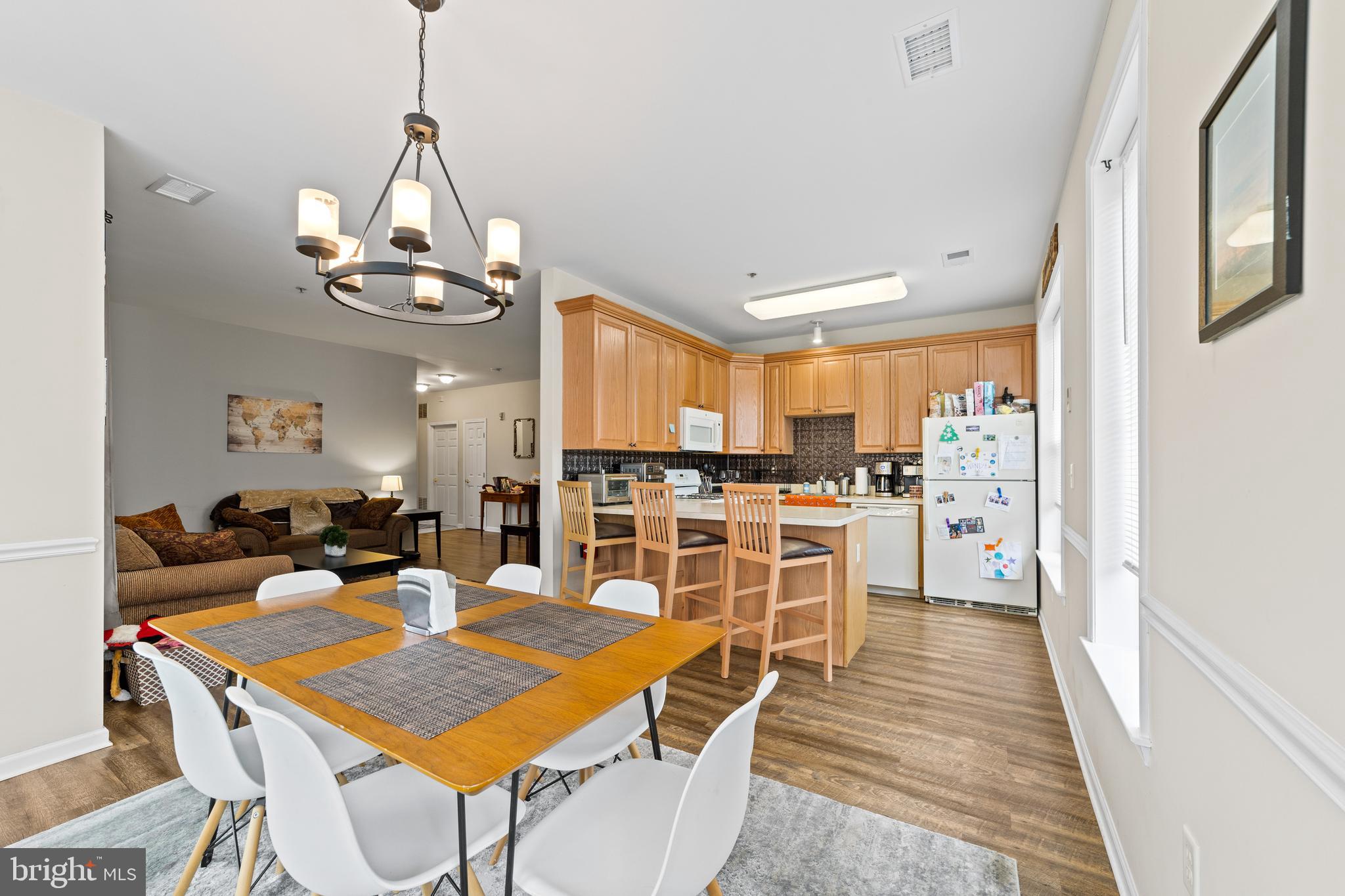 51 Kyle Way Ewing, NJ 08628 - Photo 6 of 25