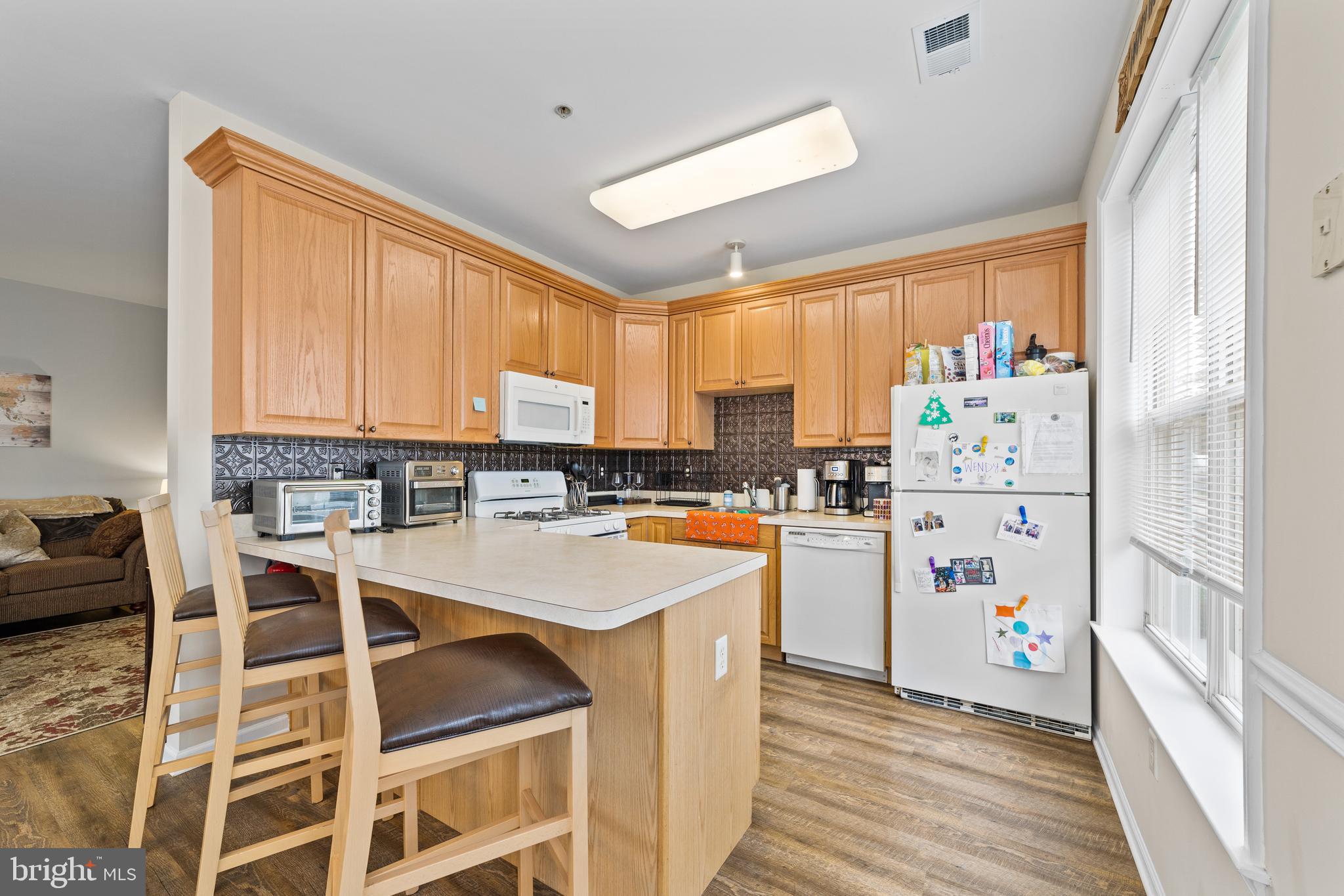 51 Kyle Way Ewing, NJ 08628 - Photo 10 of 25